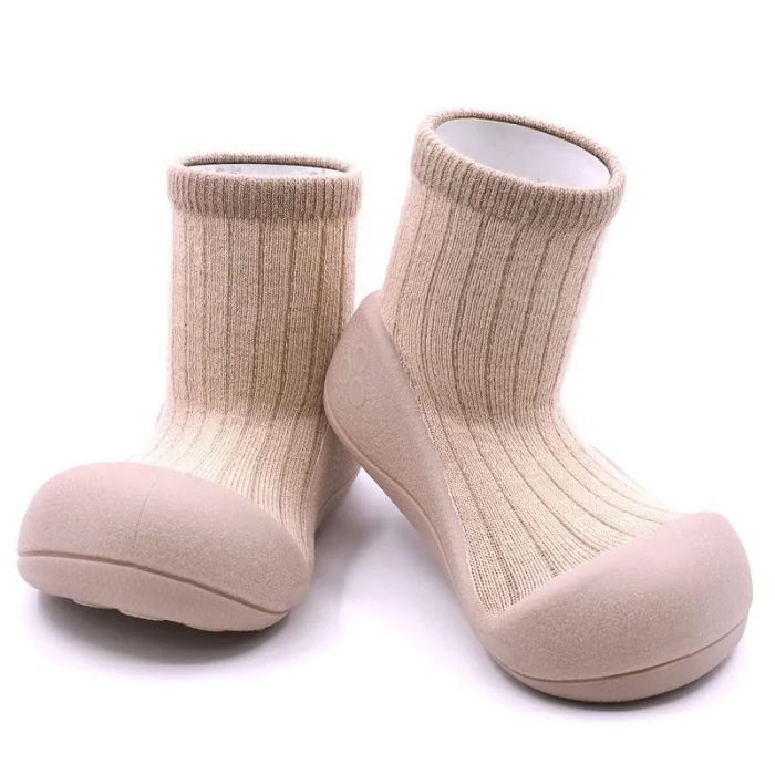 Pirmi batai kūdikiams Attipas "White Choco" 