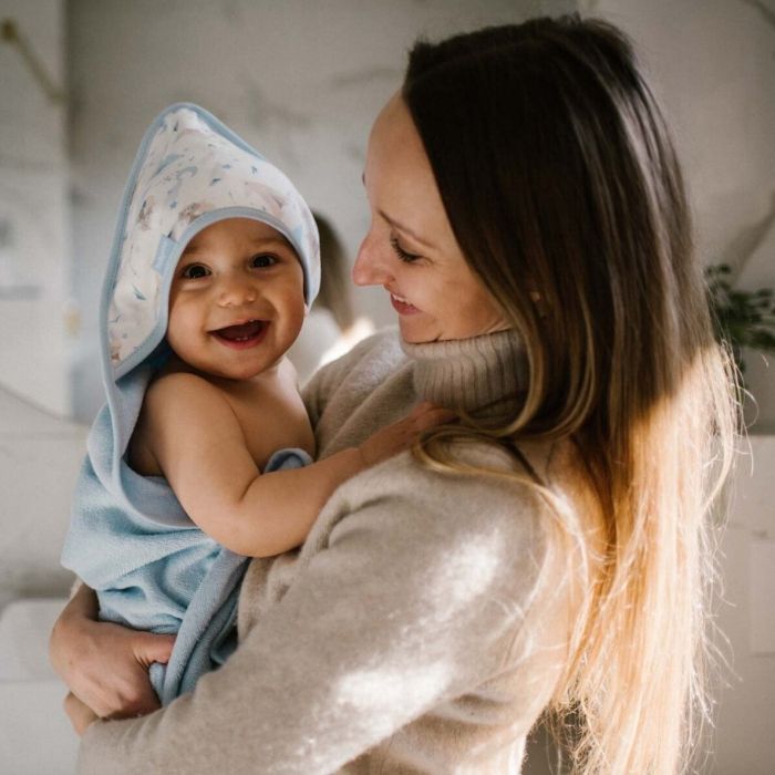 Rankšluostis kūdikiui "Nature" su gobtuvu 100x100 cm "frotte" smėlio spalvos