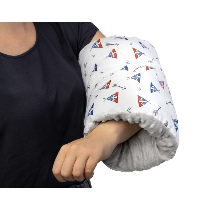 Maitinimo pagalvė - mova "Arrows" 