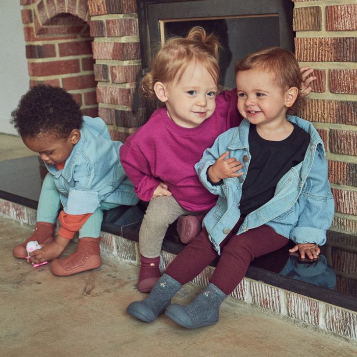 Pirmieji batukai kūdikiams Attipas "Basic brown" 