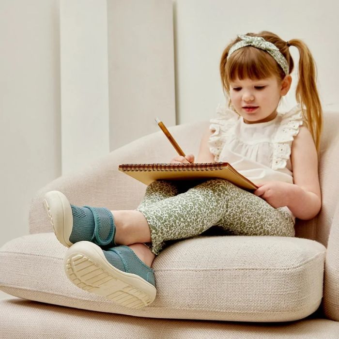 Batukai kūdikiams ir vaikams Attipas "Sneakers blue"  (24-30 dydžiai)