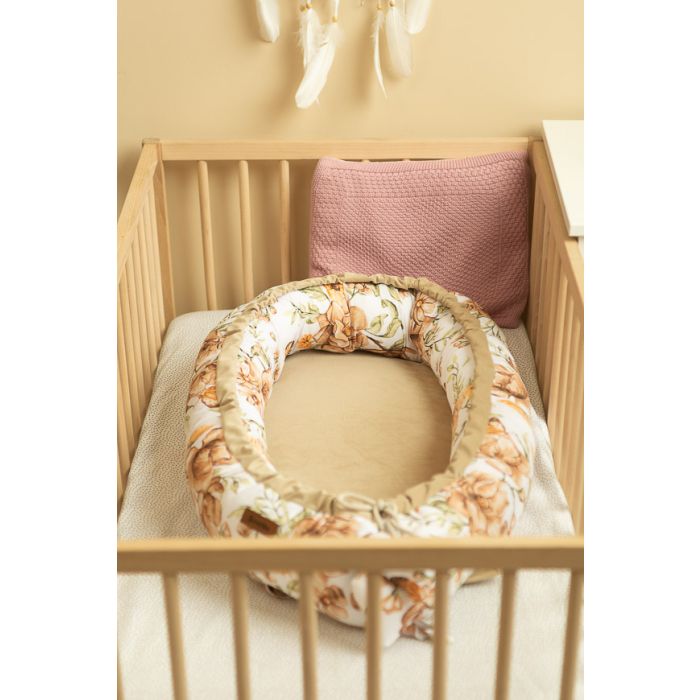 Kūdikio lizdelis "Floral beige" 