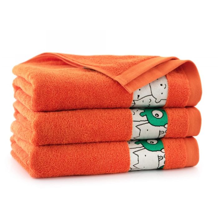 Rankšluostis "Happy faces" 130X70 cm oranžinės spalvos. Vaikiški rankšluosčiai internetu.