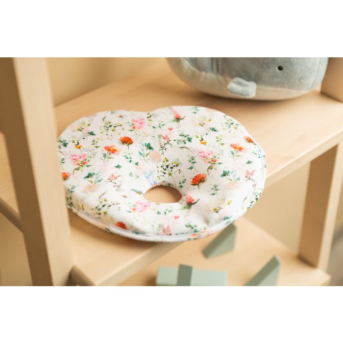 Pagalvė kūdikiui nuo nugulėjimo "Flowers"  