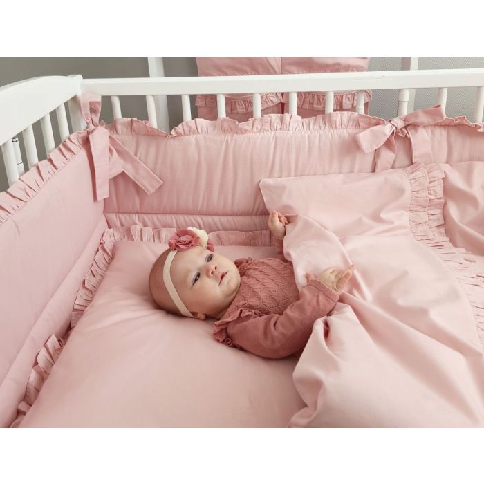 Patalynė kūdikiams su apsaugėlėmis, paklode  "Royal powder pink" 