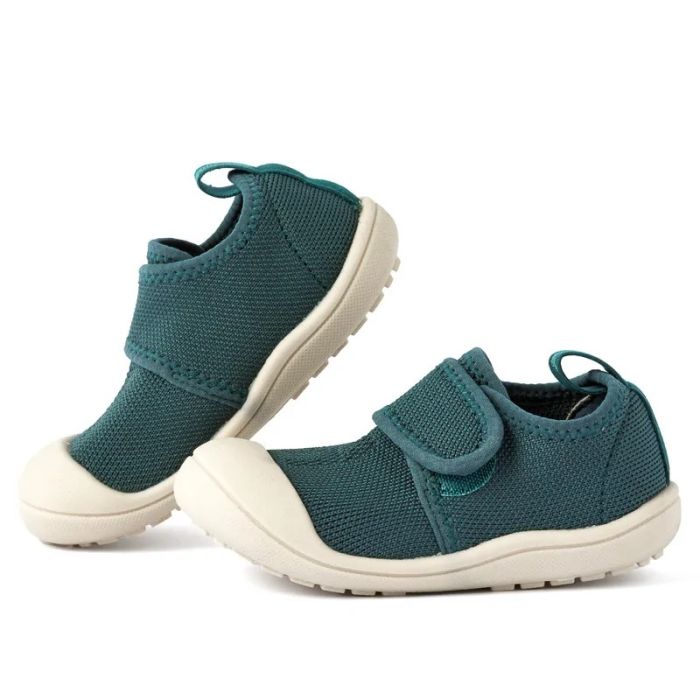 Batukai kūdikiams ir vaikams Attipas "Sneakers green"  (24-30 dydžiai)