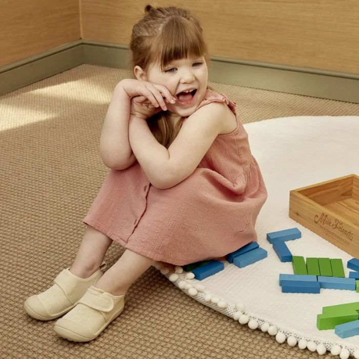 Batukai kūdikiams ir vaikams Attipas "Sneakers beige"  (24-30 dydžiai)