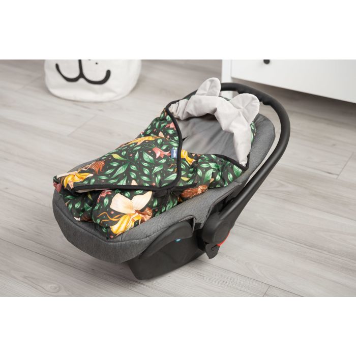 Pledas automobilinei kėdutei "Fairies" 90x90 cm