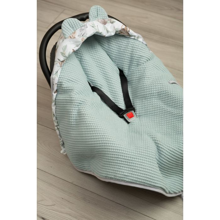 Pledas automobilinei kėdutei "Deer" 90x90 cm