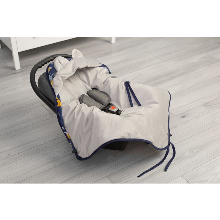 Pledas automobilinei kėdutei "Foxes" 90x90 cm