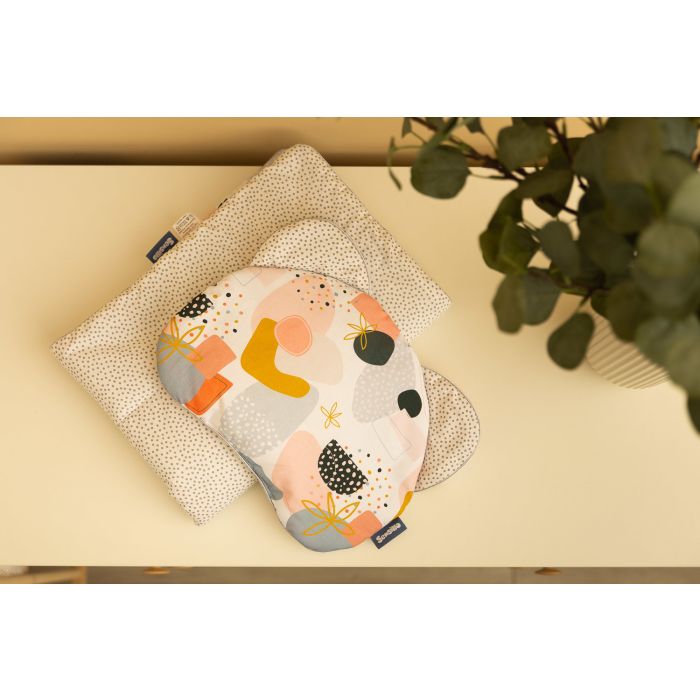 Komplektas kūdikiui "Art by dots" pledas 56x76 cm ir pagalvė 36x28 cm 