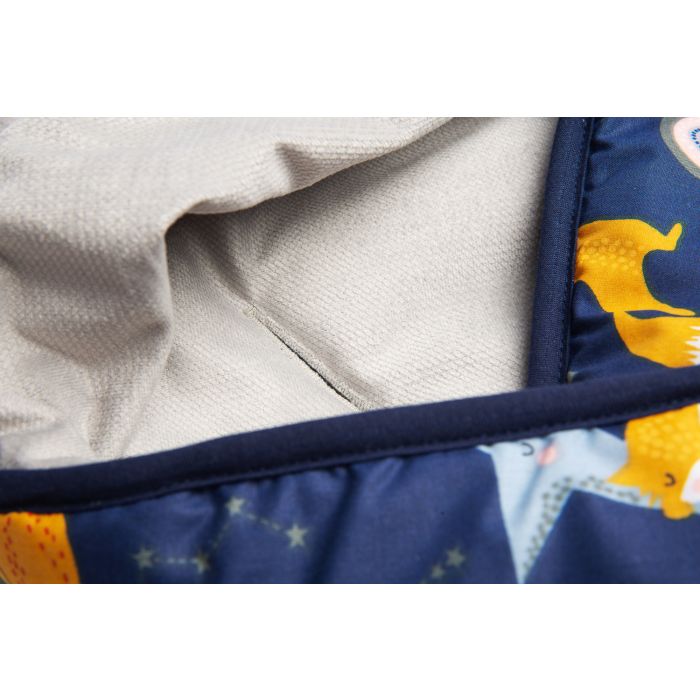 Pledas automobilinei kėdutei "Foxes" 90x90 cm