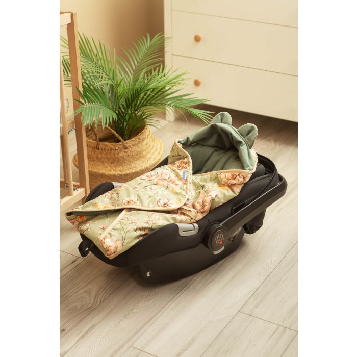 Pledas automobilinei kėdutei "Floral green" 90x90 cm