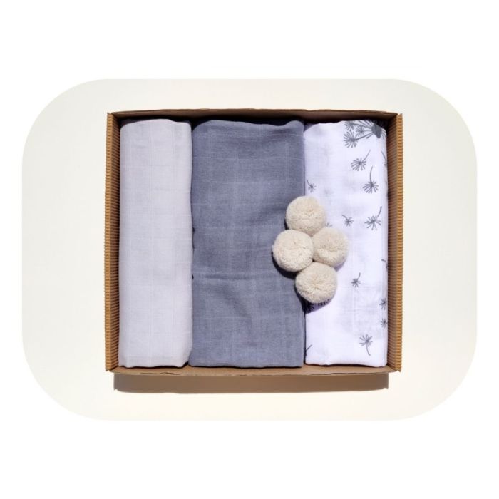 Muslino vystyklų rinkinys kūdikiams su pom-ponais, kutais